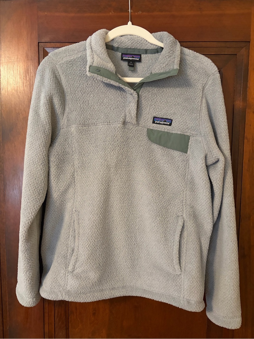 Patagonia Light Gray Pullover Fleece